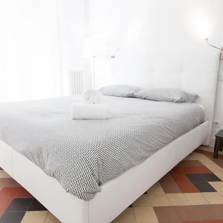Colombet Stay's - Comedie Verdun * Montpellier